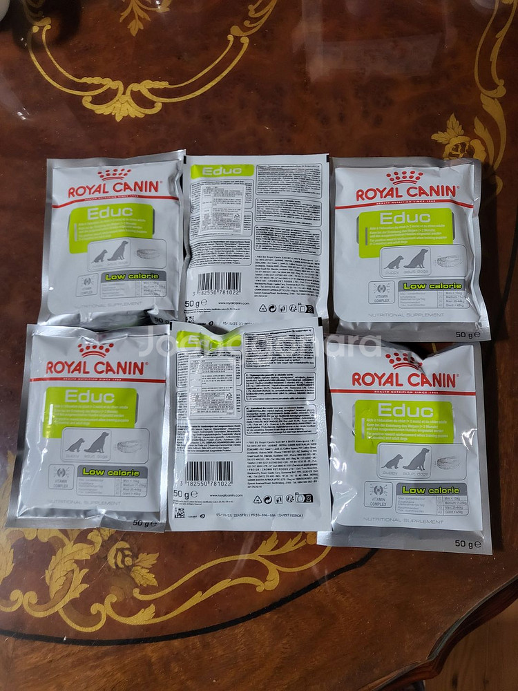 강아지 사료 로얄캐닌 1.5kg × 2개 랑 간식들--1