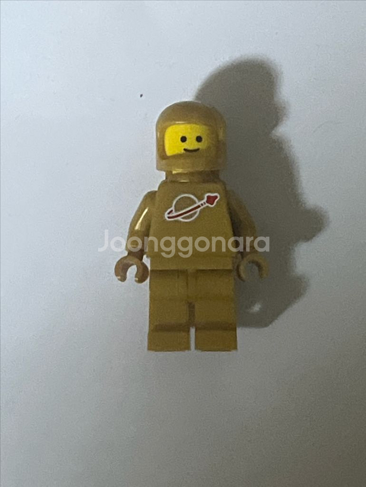 레고 골드우주인 팝니다--0