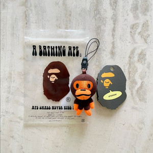 BAPE 베이프 베이비 마일로 스트랩 키링 키체인