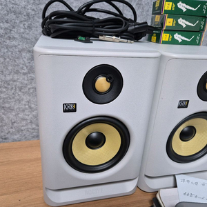 krk rokit5스피커 1조[스탠드포함]
