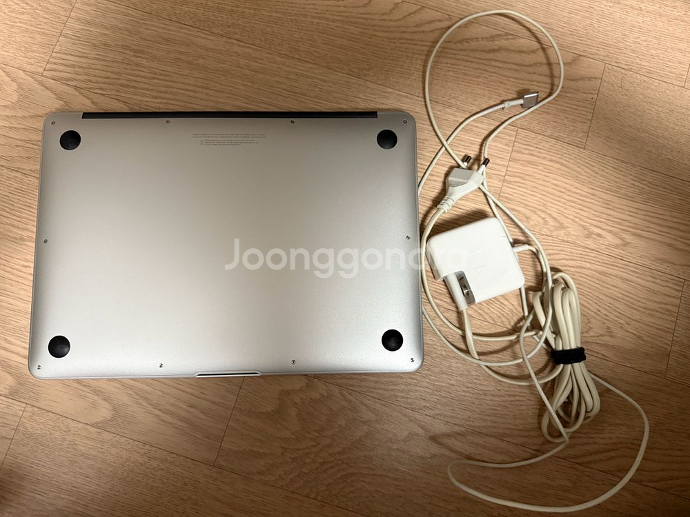 맥북에어13인치 2017년형 8gb 512gb 팝니다--4