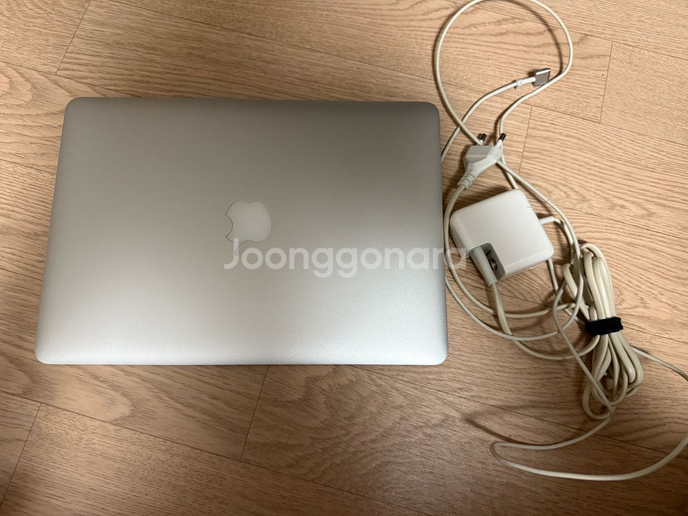 맥북에어13인치 2017년형 8gb 512gb 팝니다--3