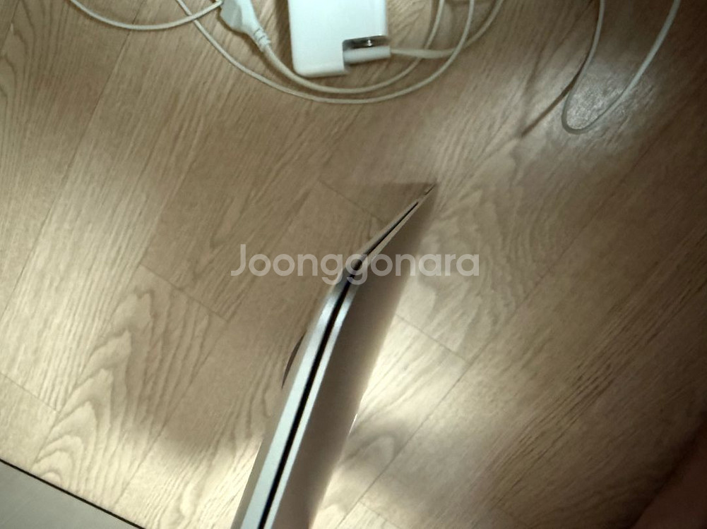 맥북에어13인치 2017년형 8gb 512gb 팝니다--8