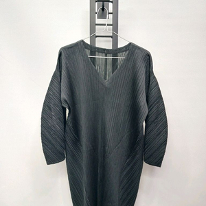 플리츠플리즈 롱블라3표기