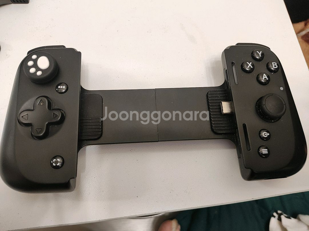 레이저 키시 v2 c타입 게임패드 팝니다 razer--2