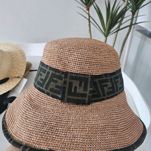 펜디 라피아햇