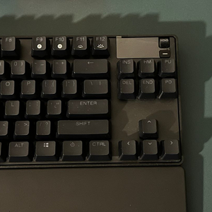스틸시리즈 Apex Pro TKL 키보드 2023