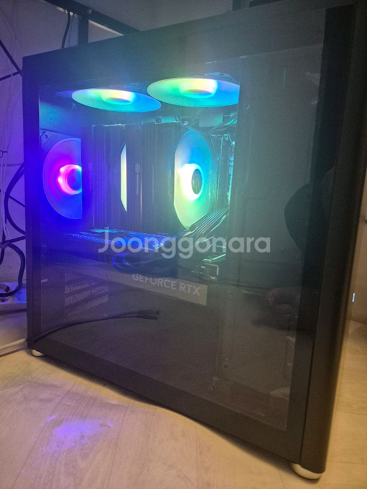 게이밍 편집 4070SUPER 라이젠7500F 본--2