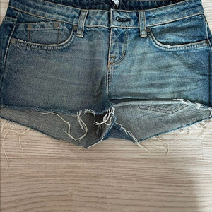 빅토리아베컴 숏팬츠