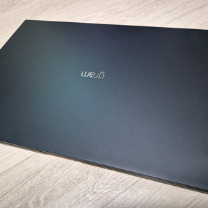 LG 그램 17인치 i7노트북 판매합니다