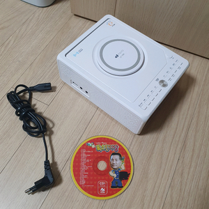 핸드폰 무선충전기 겸 블루투스 스피커 cd cdp
