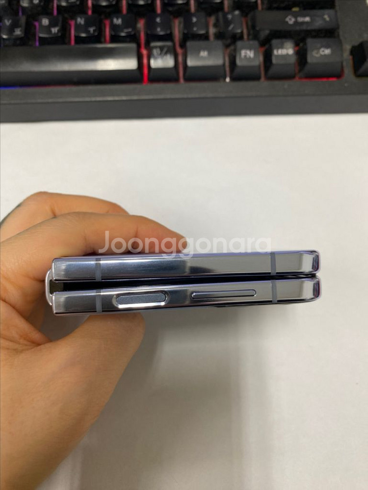 KT 갤럭시Z플립4 블루 A급 256G 무잔상--6