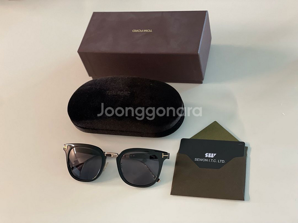 톰포드 선글라스 TF548--0