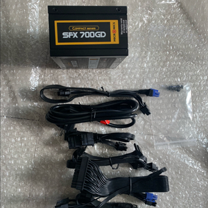 마이크로닉스 Compact SFX 700W 80PLUS