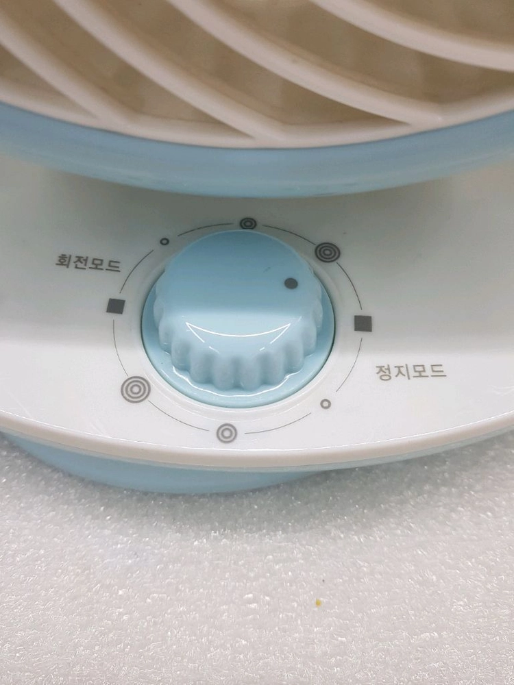 탁상용 선풍기 입니다 이미지