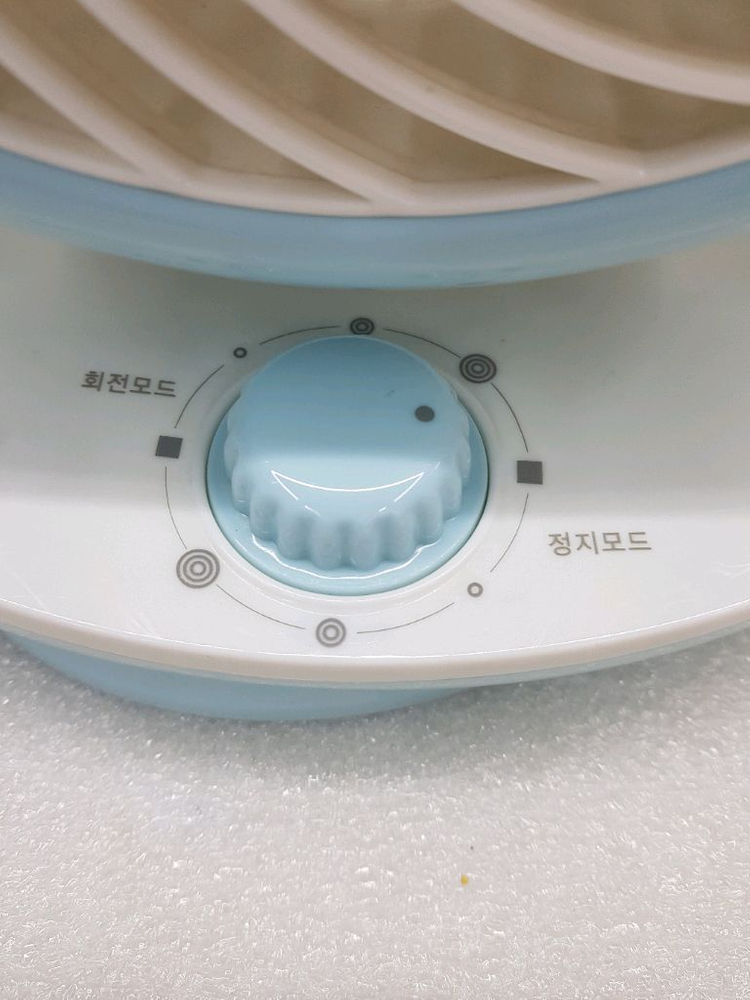 탁상용 선풍기 입니다 이미지