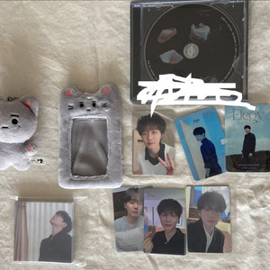하현상 현냥이 인형, 포카홀더, 포카, CD 앨범 일괄
