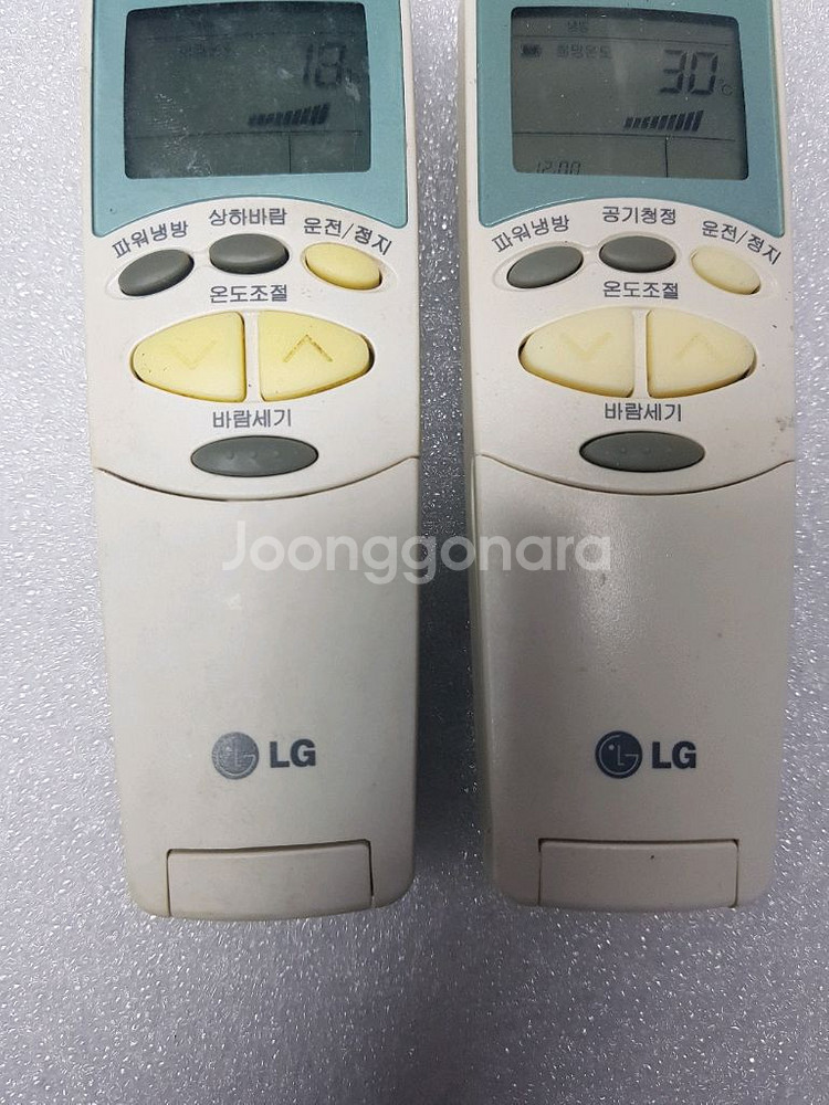 LG 에어컨 리모컨 2개 입니다--1