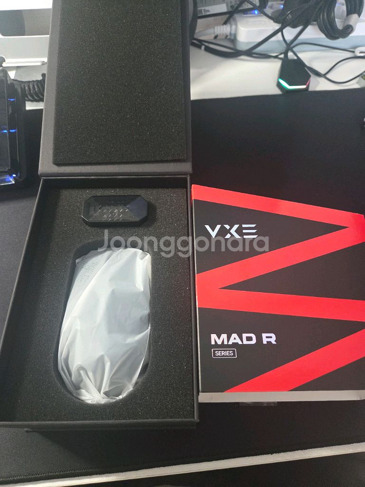 vxe mad major+ 마우스 판매해요.--1