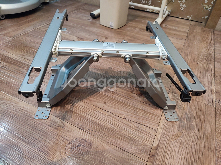LG TV 벽걸이 브라켓 vesa 400*400--1