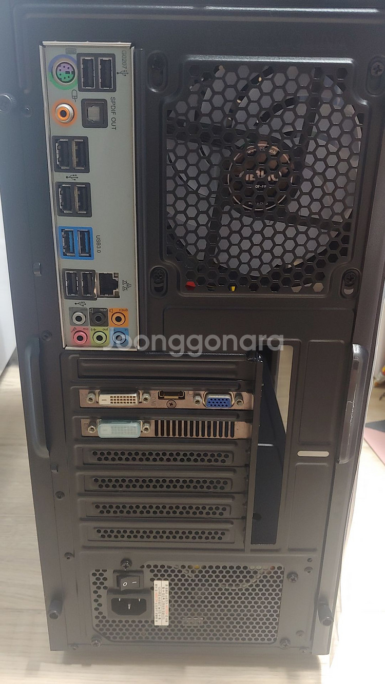 컴퓨터본체 데스크탑 팝니다.(i7 2600,16G등.)--4