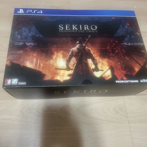 Ps4 세키로 콜렉터즈 에디션 정발 새제품 배송비포함