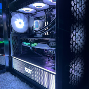 i7 13700K RTX4070ti z790 게이밍PC