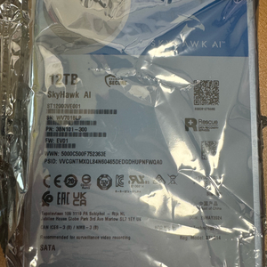 미개봉 씨게이트 스카이호크 12TB HDD, 12테라