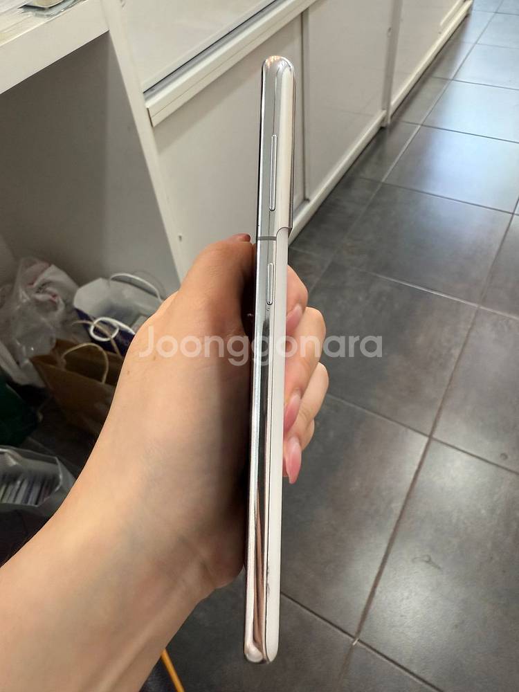 갤럭시S21 256GB 화이트/ Y871--5