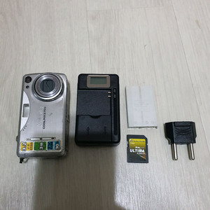 니콘 쿨픽스 3700 디카