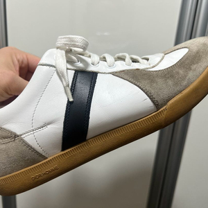 디올 독일군 스니커즈