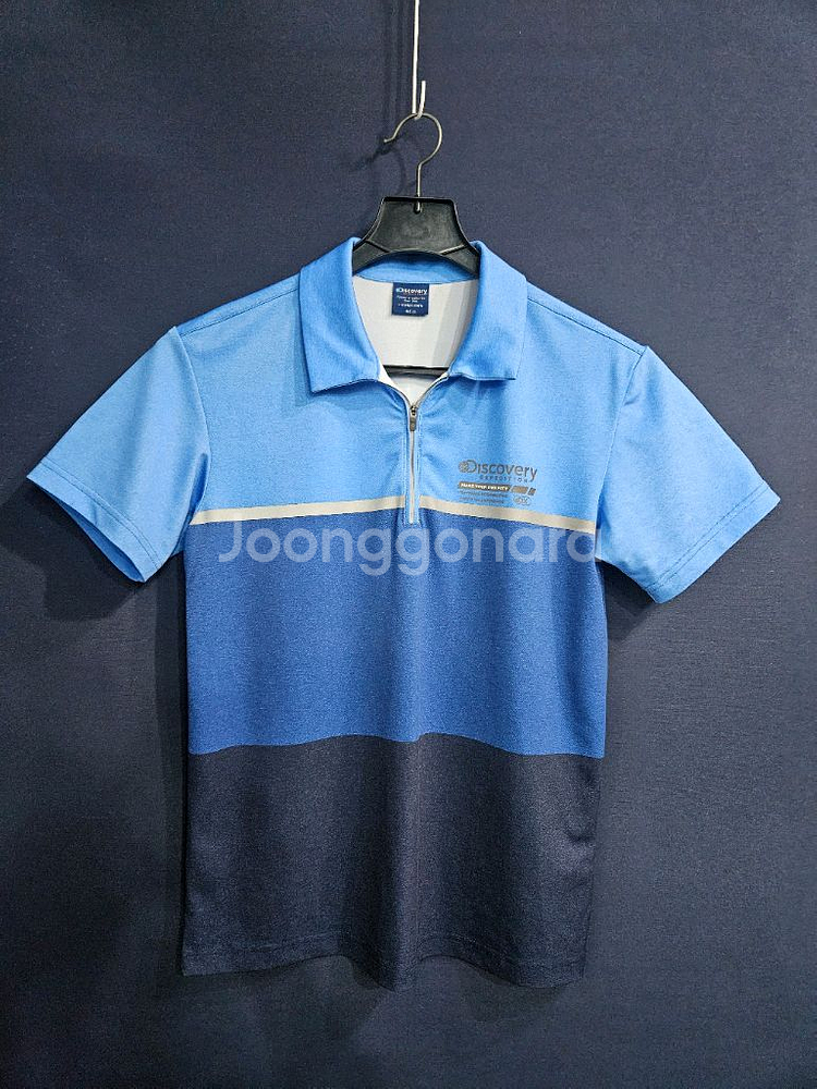 디스커버리 배색컬러 남성 슬림핏 95 반집업 카라반팔티--0