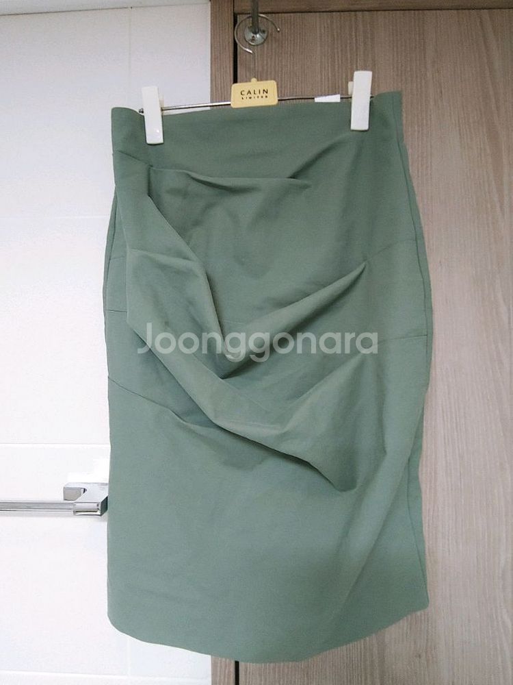 으네드레스 드레이핑 스커트 인디그린 66사이즈--2