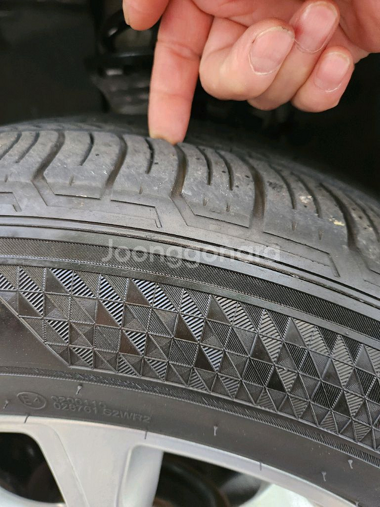 랜드로버 이보크 18인치휠 타이어--3