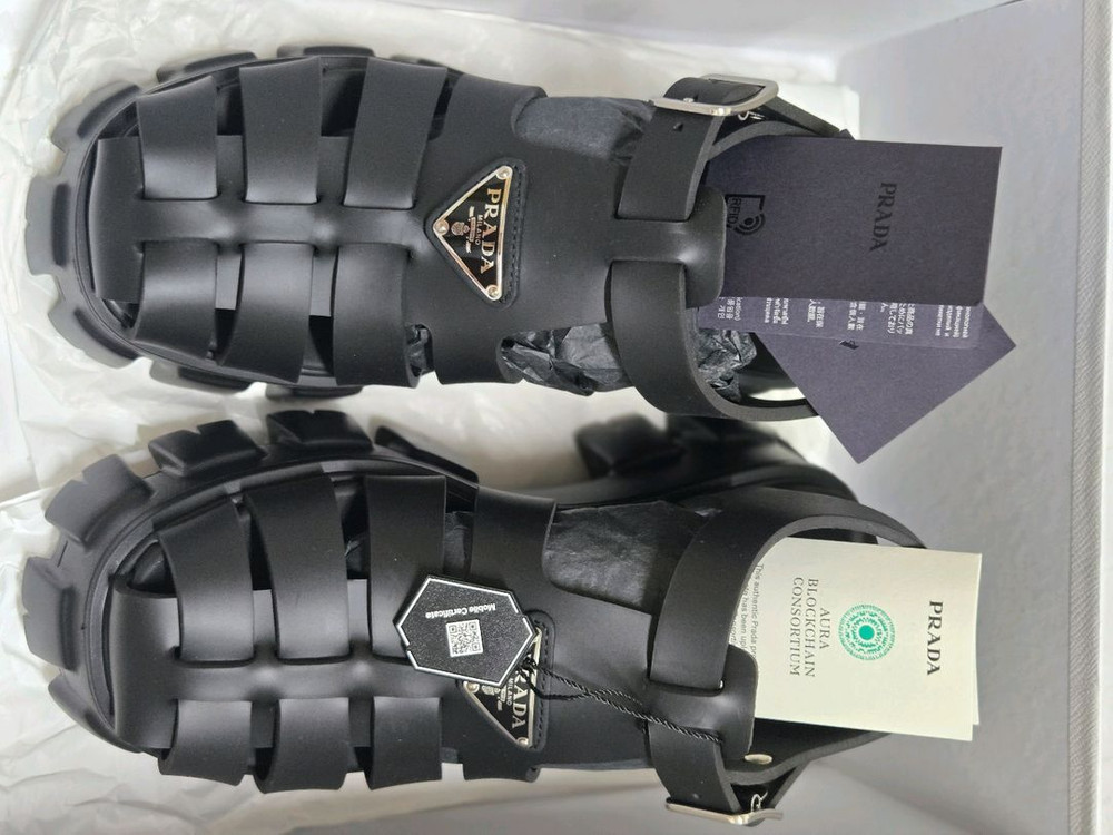 프라다 러버 샌들 블랙 5 사이즈새상품 이미지