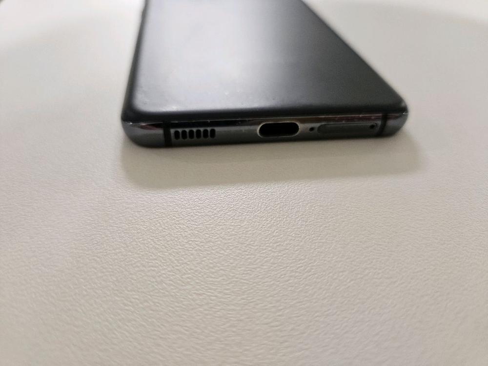 갤럭시S21 블랙 AA급 휴대폰 팔아요--1