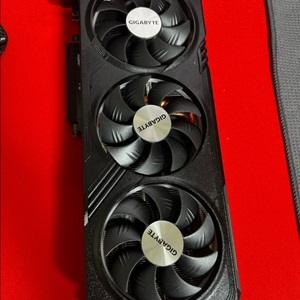 기가바이트 RTX 4070s 게이밍 oc
