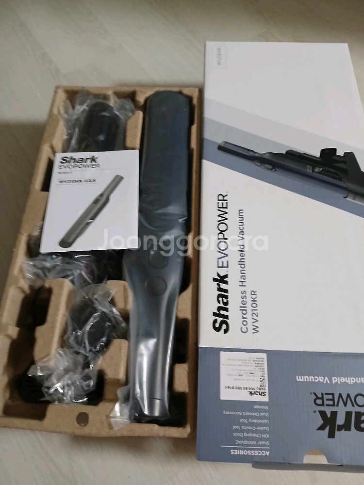 샤크 에보파워 WV210kr 핸드청소기--1