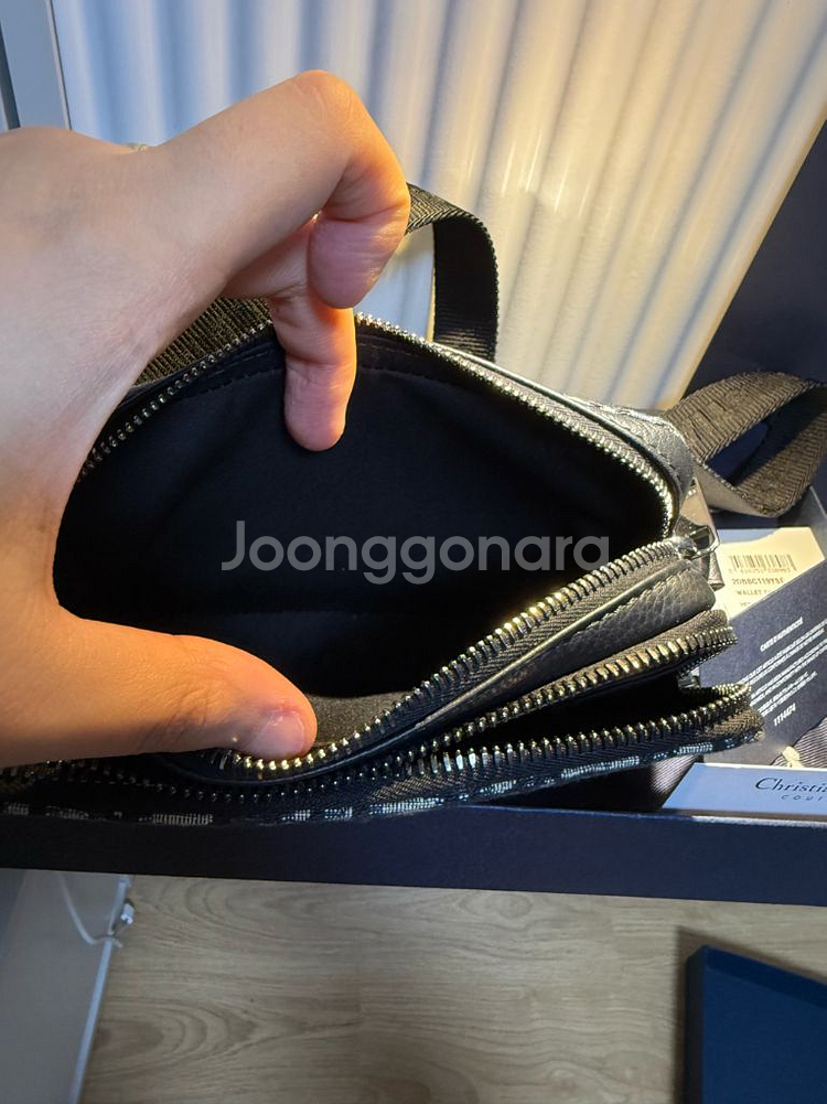 (새상품급) 디올 오블리크 자카드 스트랩 지퍼 파우치--2