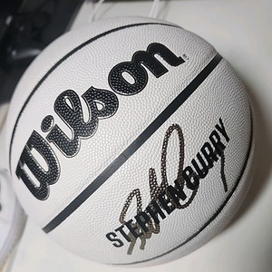 커리 사인볼 새거