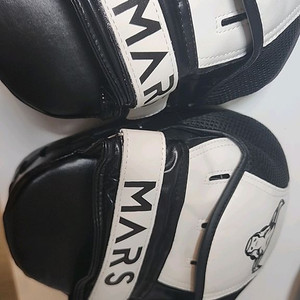 7만원 주고산 마르스 미트 4만원에 팝니다