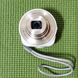 소니 카메라 사이버샷 QX10 팝니다.