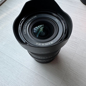 소니 SELP1635G F4팝니다