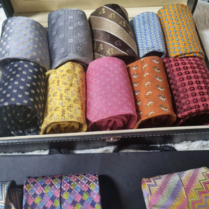 넥타이 페레가모 미쏘니 등등_