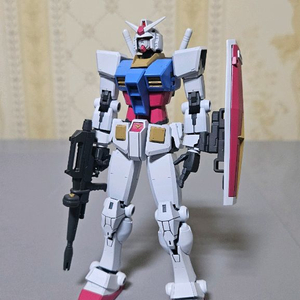 RX78퍼스트 건담 글로벌 버젼 도색 완성작 팝니다.