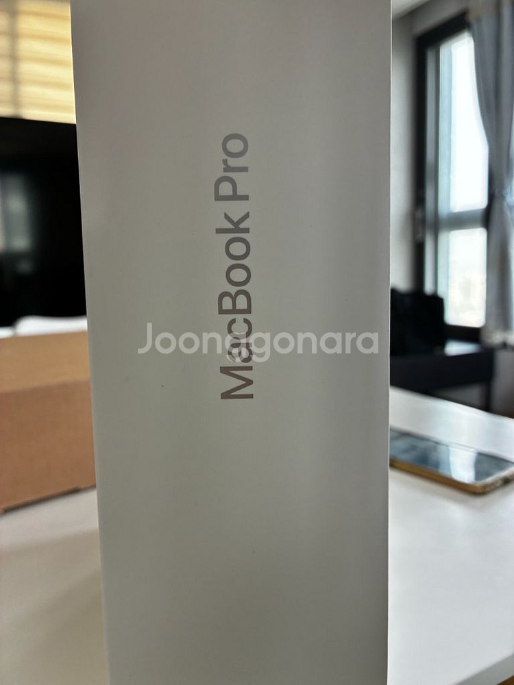 애플 맥북프로14 m4 pro 미개봉 2025년--5