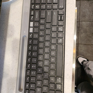 로지텍 무선키보드 k580