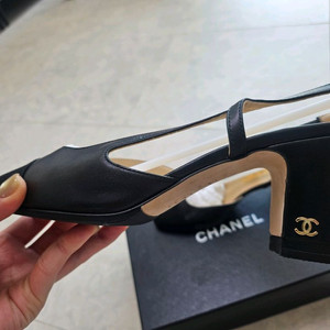 샤넬 슬링백 미들힐 블랙 36.5