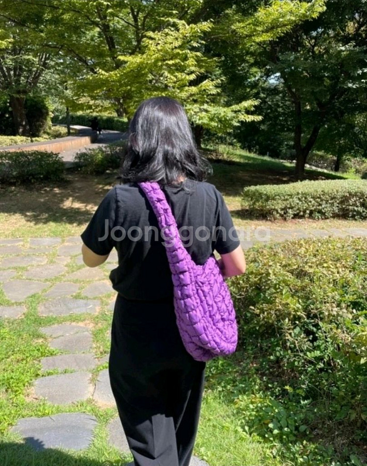 새상품) 코스 오버사이즈 퀼티드백 거봉백 제니백--2