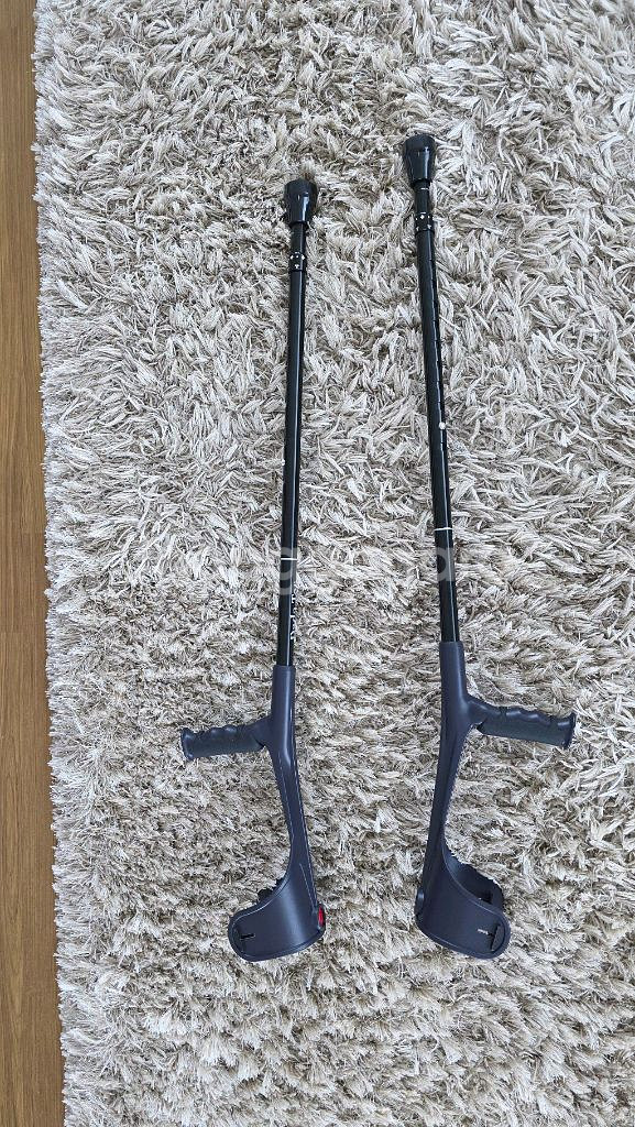 목발 엘보클러치--0